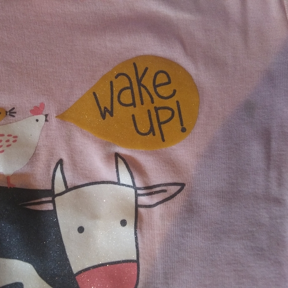 Two t-shirts size 2-3 toddler - Picture 10 of 11